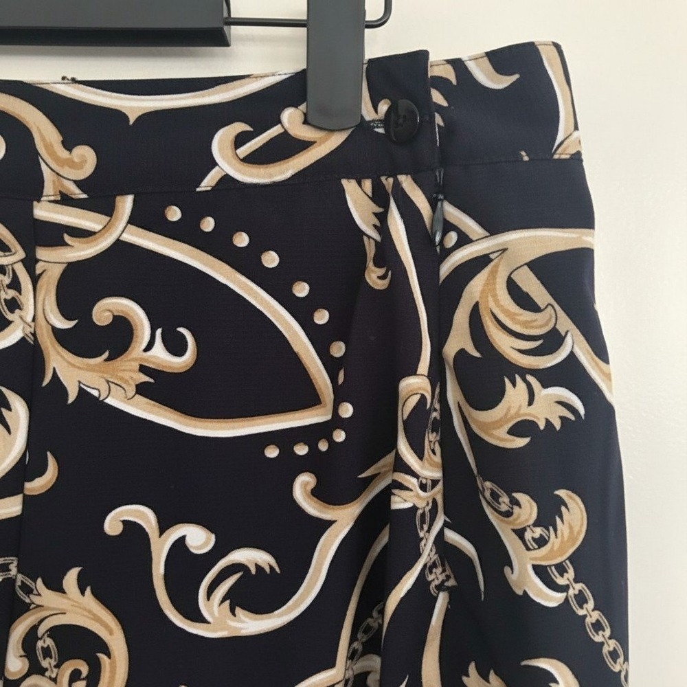 EP Pro Golf Skort Womens 10 Black & ‎ Gold Scroll Chain Print Athletic Skirt - Picture 7 of 8